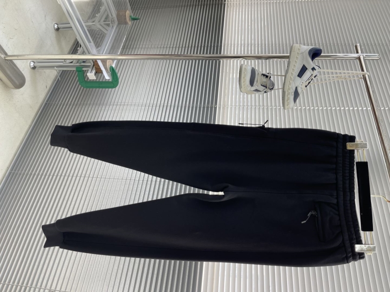 Y-3